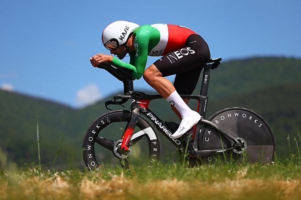 Ganna gewinnt zweites Giro-Zeitfahren vor Pogacar