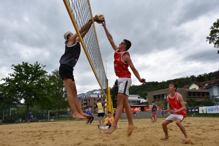 wer ist stärker? - ASVÖ-Beachtour West in Rankweil und Mauren