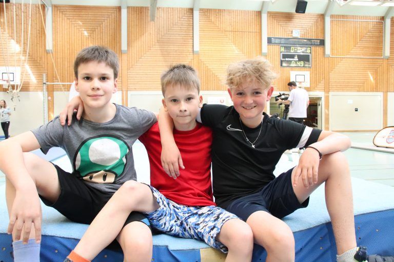 Tobias, Jayson und Niklas von der Mittelschule Hörbranz fanden den Bewerb super. - Ninja School Cup Wolfurt