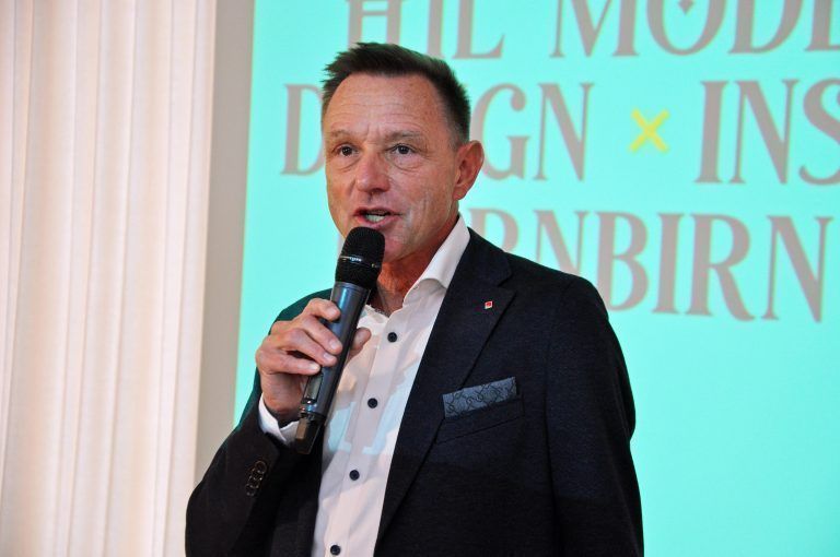 Auch HTL-Direktor Michael Grünwald freute sich über die gelungene Kooperation. - HTL Modedesign x inside Dornbirn