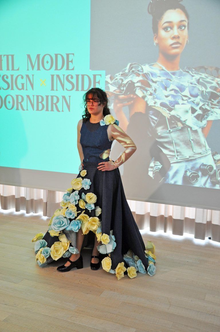 Mit ihren Kleidern stellen die Schüler des Zweigs „Modedesign und Grafik“ ihre Kreativität eindrücklich unter Beweis. - HTL Modedesign x inside Dornbirn
