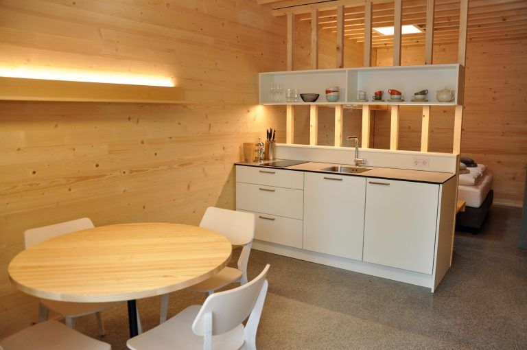 Die Einrichtungsgegenstände zeichnen sich durch hochwertige Qualität und Funktionalität aus. - Eröffnung Apartments Camping Dornbirn