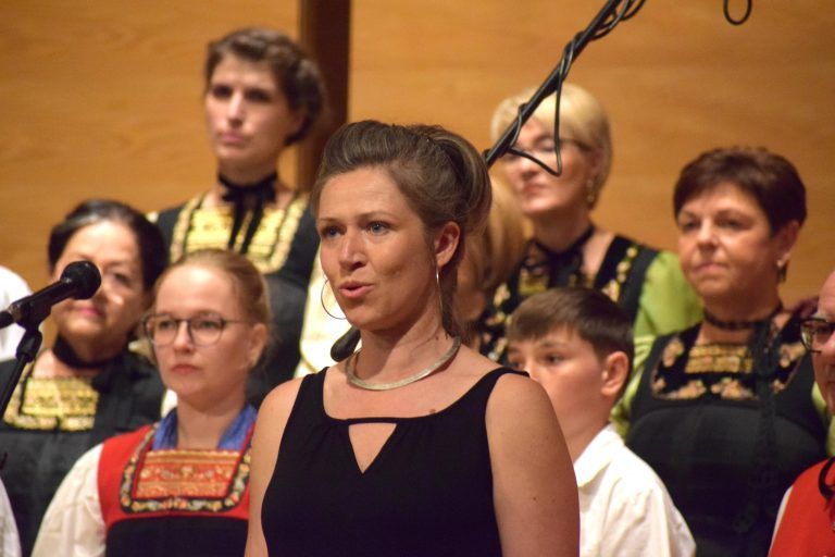 Solistin Verena Bodem-Marxgut demonstrierte ihr Können. - Konzert Wälder Chorgemeinschaft Egg