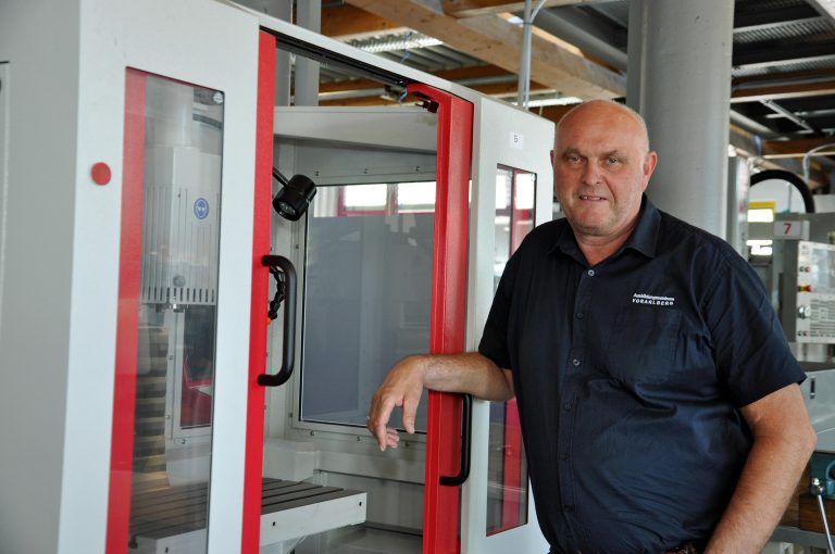 Standortleiter Manfred Gollob möchte, dass alle ihr Bestmögliches geben. - AZV-Standort Diepoldsauerstraße eröffnet