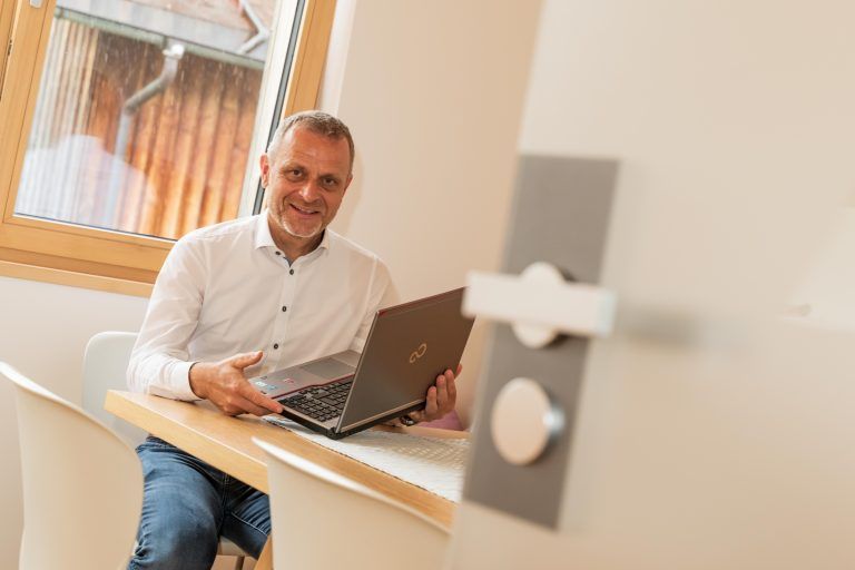 Glasfaser ändert alles: "Wir konnten nicht einmal Netflix schauen"