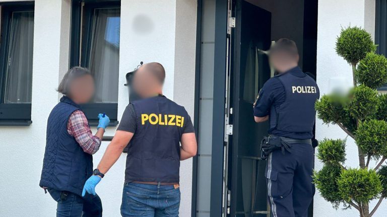 Großeinsatz Messerstecherei Feldkirch Gisingen