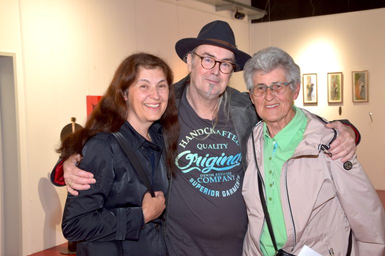 Vernissage zur Ausstellung "Biomorpher Augenschmaus", Kellergalerie Kukuphi