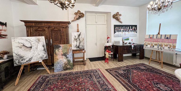 Gemeinsame Ausstellung mit Exponaten von Pelin Hacisalihoglu und Petronilla Nelli Anwander (rechte Seite)