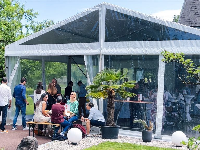 Herrliche Temperaturen und spanisches Flair lockte Gäste von der Schweiz bis aus den Tiroler Landen ins Ländle