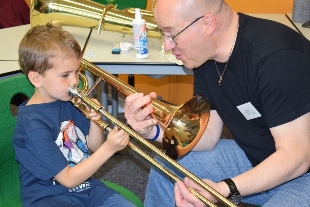 Großer Andrang beim Infotag der Musikschule