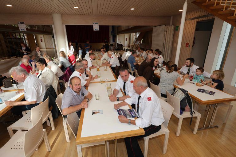 Weihe des neuen Kommandofahrzeugs der Feuerwehr