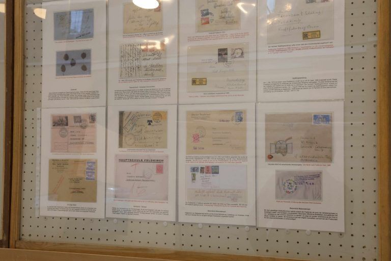 Ausstellung von Willi Schmidt im Foyer der Sparkassen-Zentrale