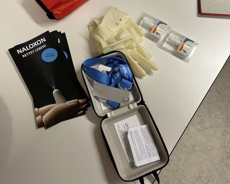 Naloxon Nasenspray, Do-it-Yourself Bludenz, Karin Pfister, Kathi Müller