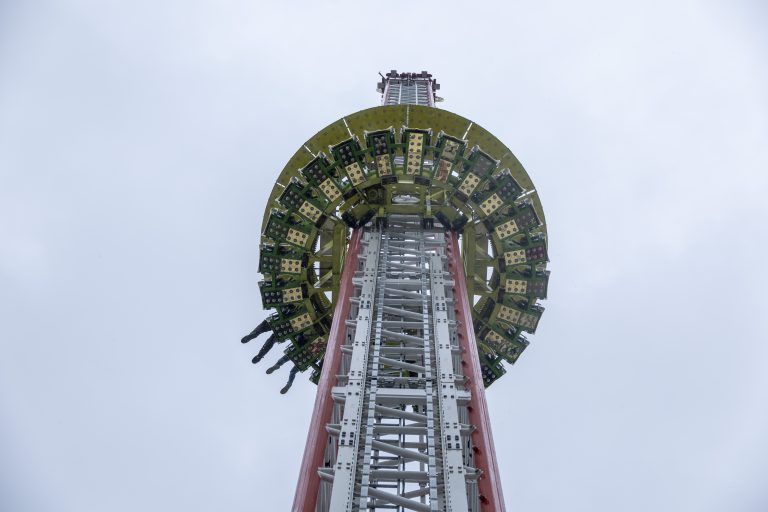 Aufbau Frühlingsfest Aufbaureportage, mit Schausteller Ewald Böhler