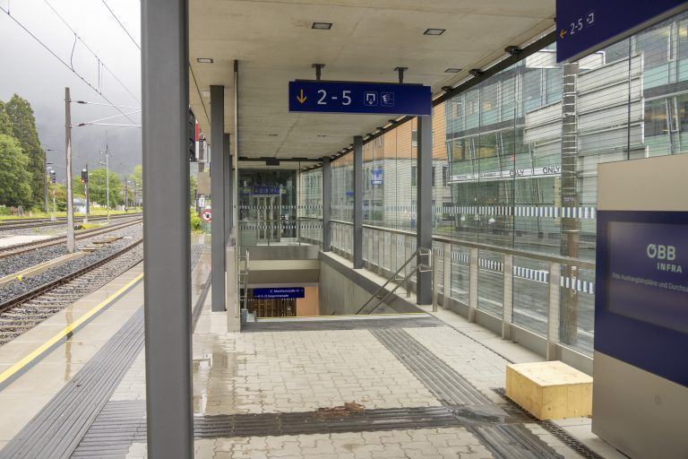 Eröffnung Hypo Unterführung ÖBB Bahnhof Markus Wallner Michael Ritsch
