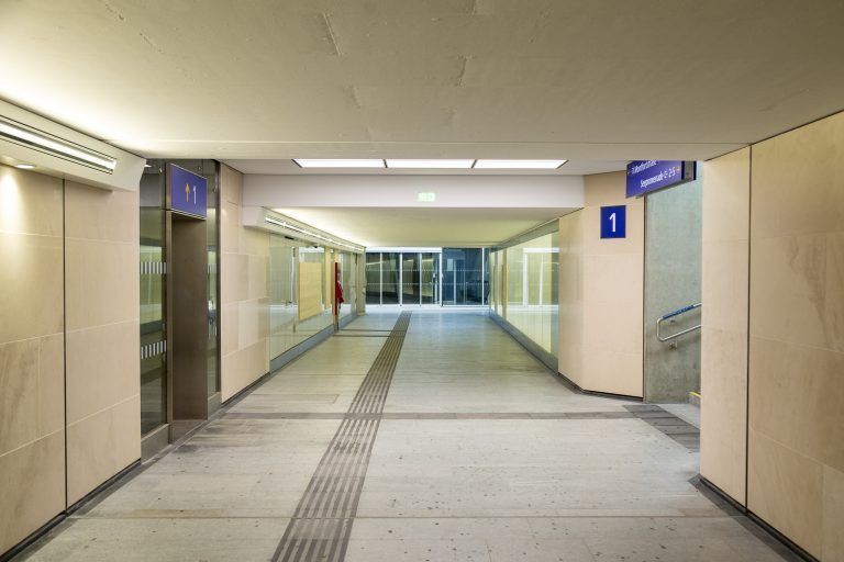 Eröffnung Hypo Unterführung ÖBB Bahnhof Markus Wallner Michael Ritsch