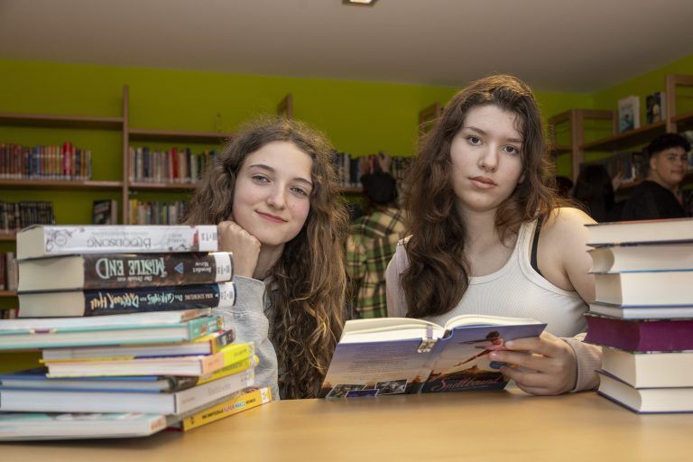 Buch am Bach: Bücherguides der Mittelschule Bludenz