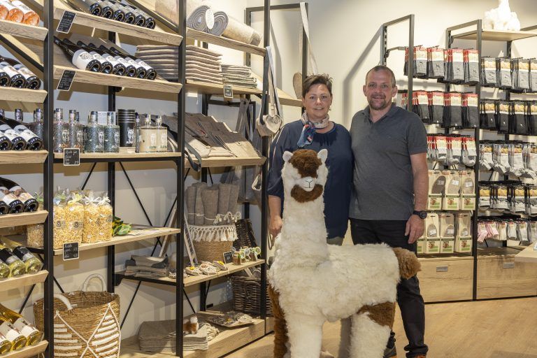 Alpaka-Geschäft Messepark Stefan Matt (Hoamat G’fühl Alpakas) eröffnet Geschäft am Samstag