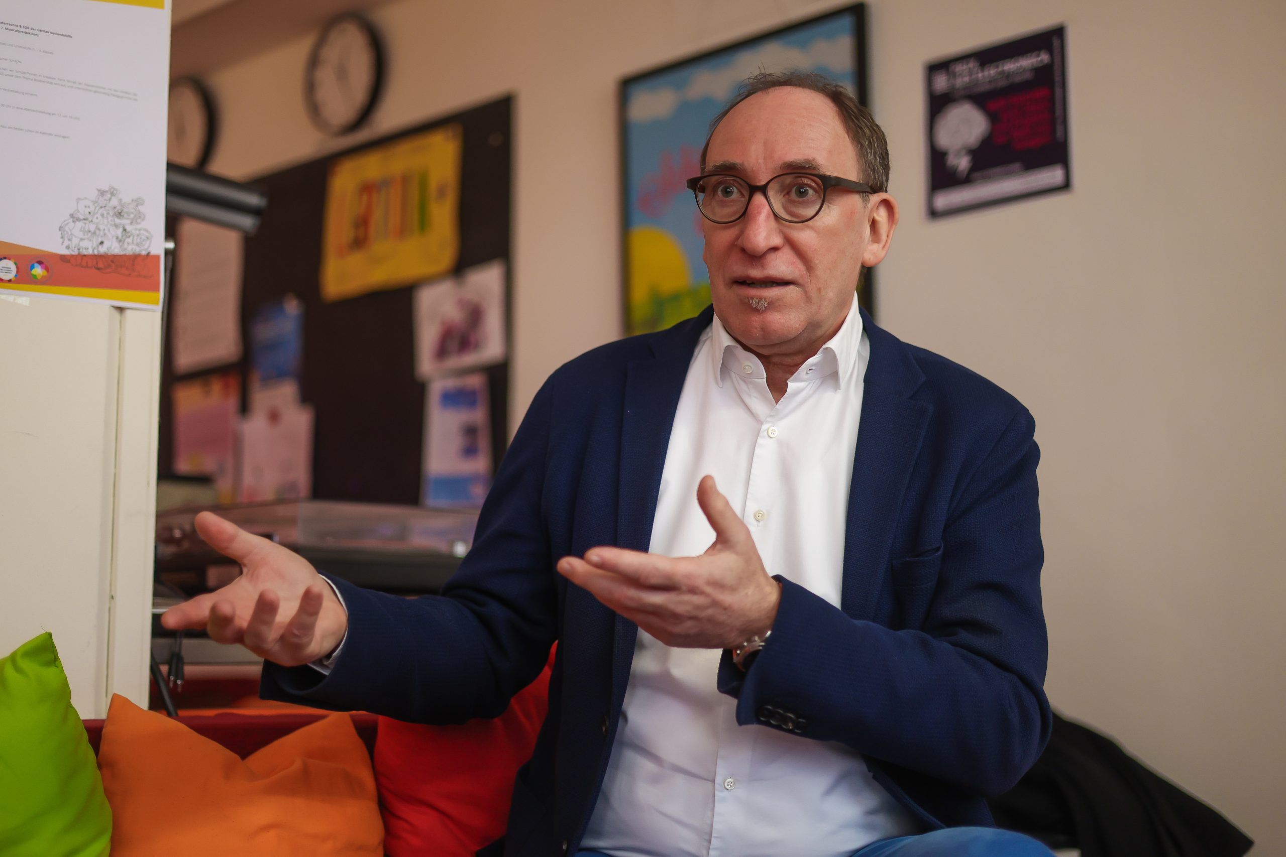 Interview Bilanz zwei Jahre Johannes Rauch. Wir treffen uns in der Amazone in Bregenz