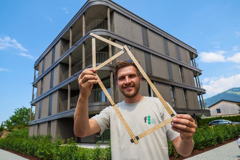Der Stundenweltrekordler auf der Baustelle: Brändle baut im großen Stil
