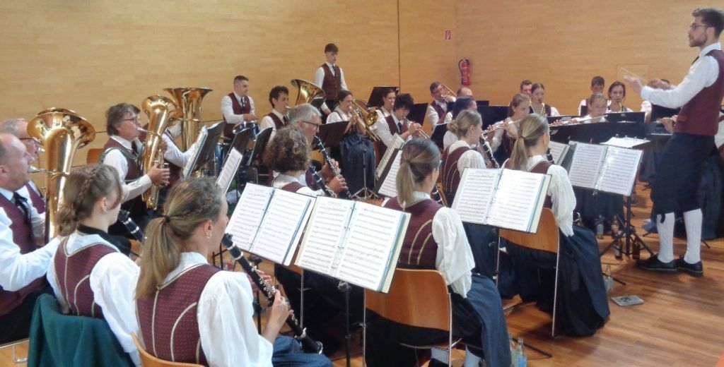 Hohenweiler Schützensonntag mit neuem Dirigenten