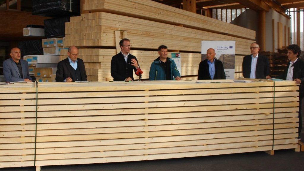 &#8220;Holz von hier&#8221; hat Fahrt aufgenommen