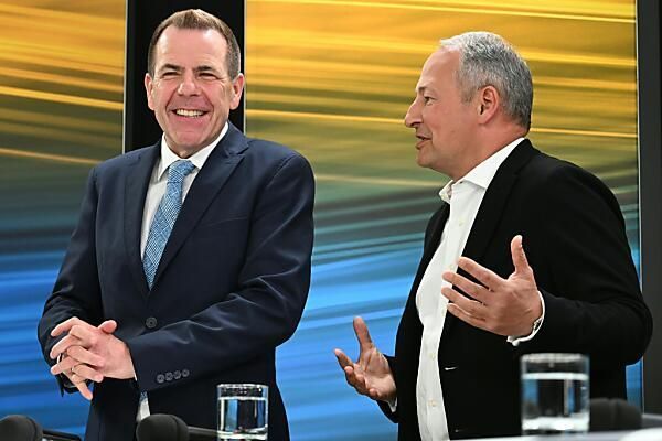 FPÖ erreicht bei EU-Wahl erstmals Platz eins