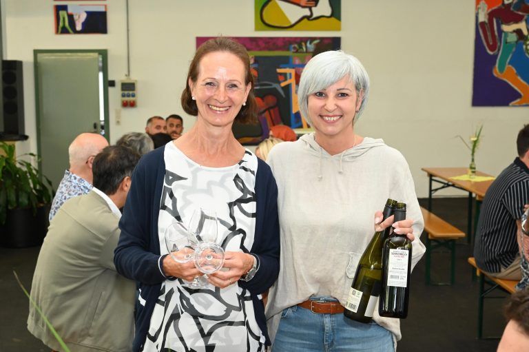 Monika Scheibenstock und Claudia Almberger luden ein. - Anrainer Brückenfest Fußach - Anrainerfest, Brücke, Fußach Hard ,LH Wallner, Bgm. Böhler
