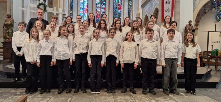 Erster Preis beim 72. europäischen Jugendchorfestival - Erster Preis beim 72. europäischen Jugendchorfestival