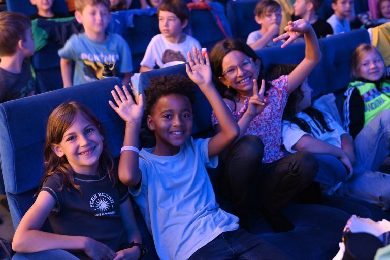 Die Vorfreude bei den Kindern war riesig. - Ein Schulfest im Kino - Ein Schulfest im Kino