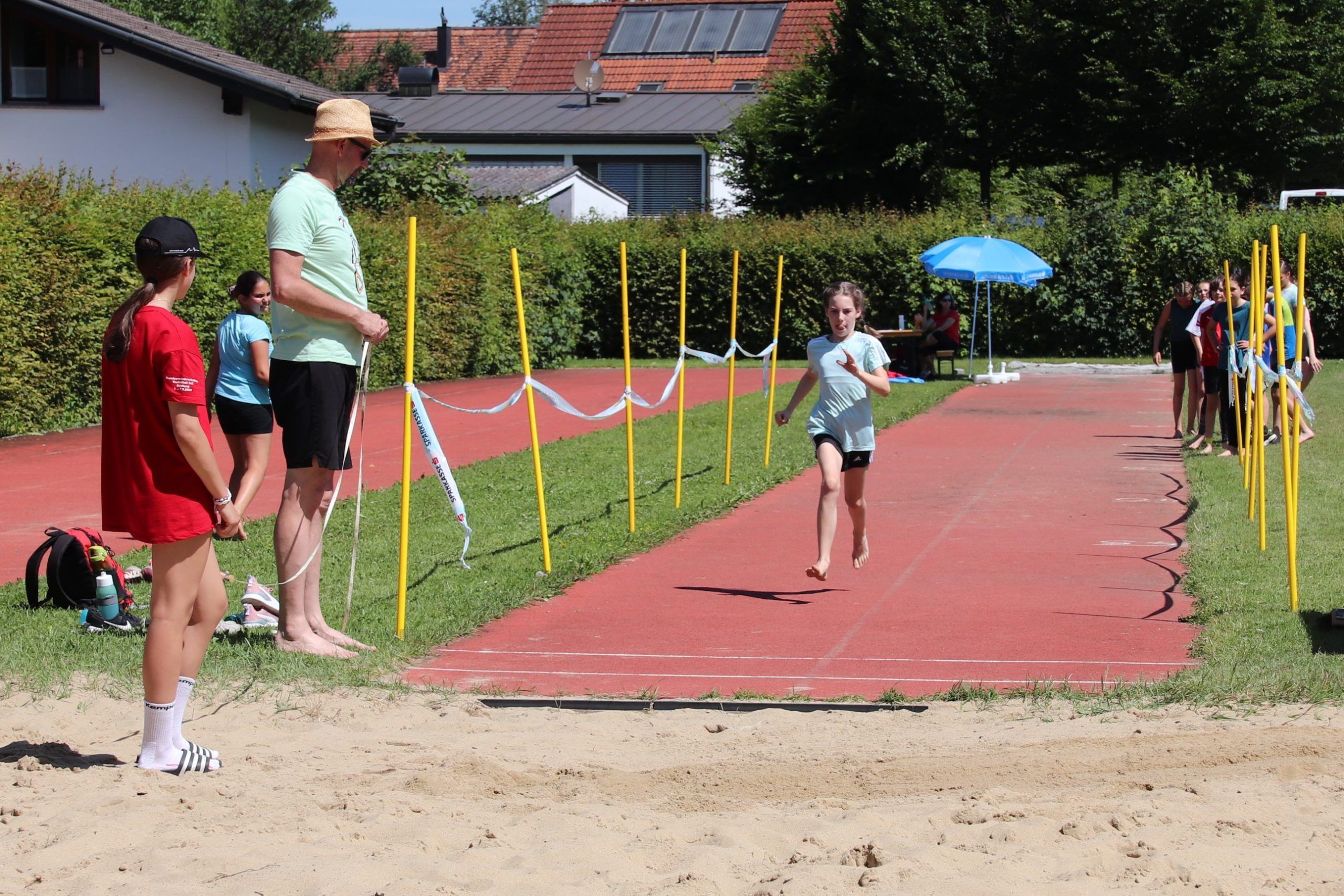 Wer springt am weitesten? - Landesmeisterschaft Vielseitigkeitsbewerb