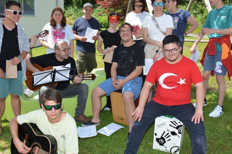 Die Band der Berufsvorschule. - 60. Geburtstag Jupident - Jupident, Kinder, Jubiläum, Party, Feier