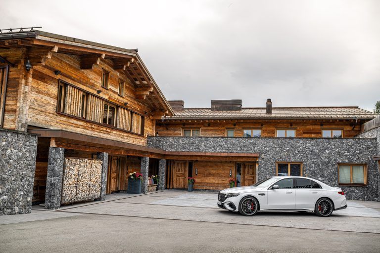 TEST DRIVE MERCEDES AMG E 53 HYBRID & MERCEDES AMG GLE 53 HYBRID