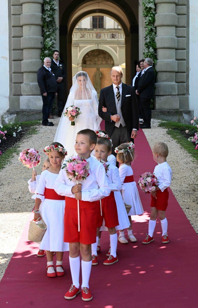 Adelshochzeit, Hohenems, Gräfin Leonie Waldburg-Zeil, Graf Caspar von Matuschka