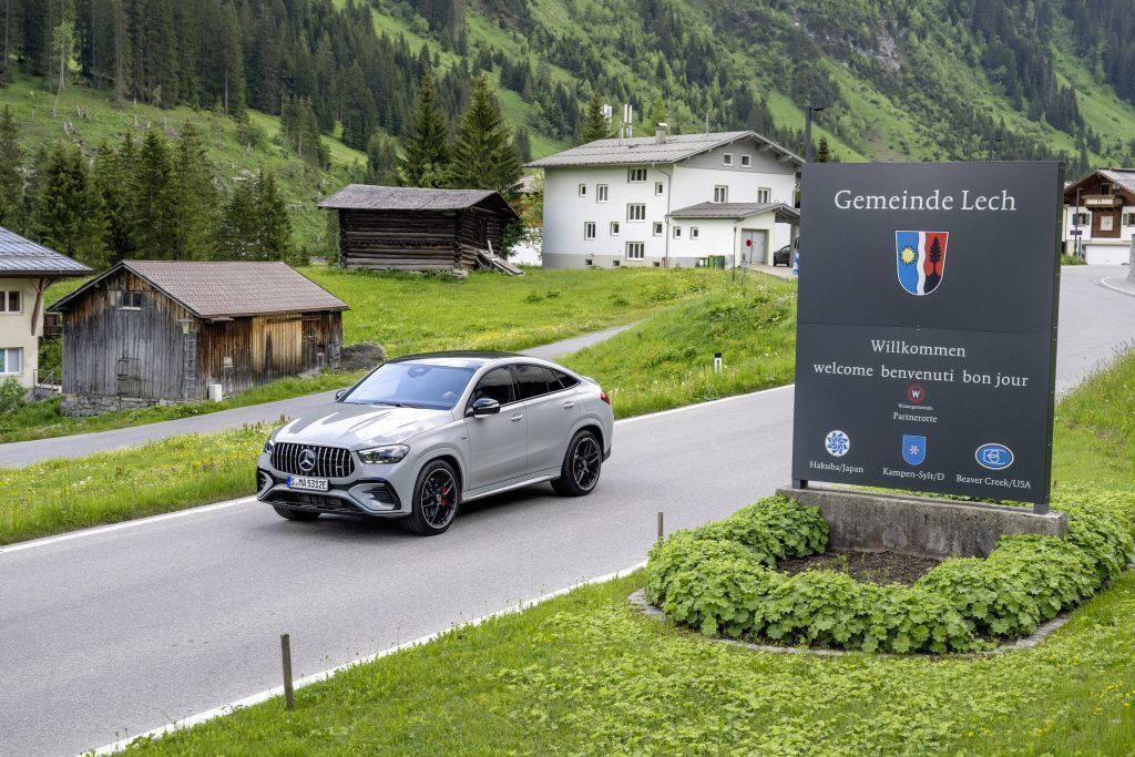 Hybrid-SUV mit praxistauglicher Elektro-Reichweite