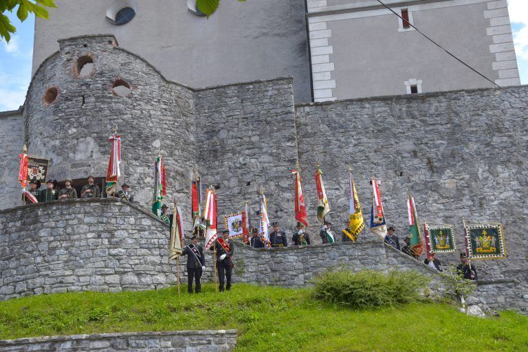 Fest 150 Jahre Kameradschaftsbund Bludenz, Heilig-Kreuzkirche, Innenstadt, Altstadt, Festzug, Kriegerdenkmal