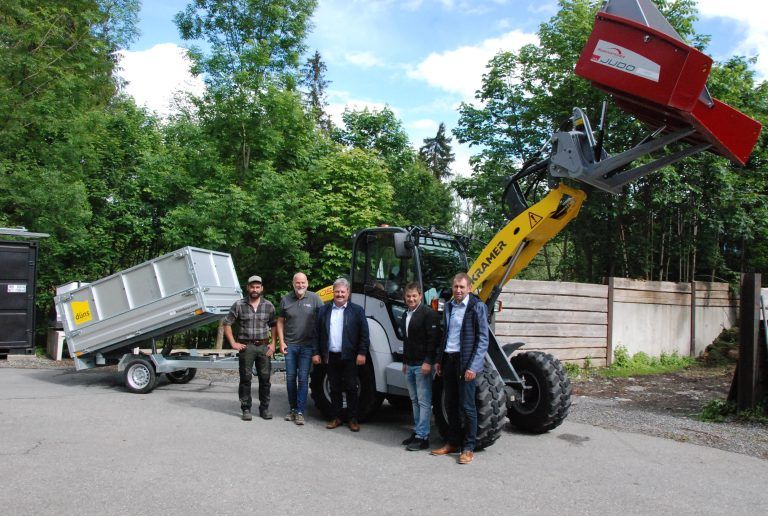 Düns, neue Baumaschine