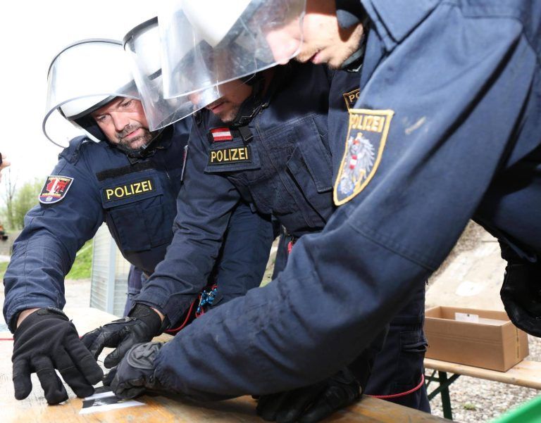 Einsatzeinheit Polizei