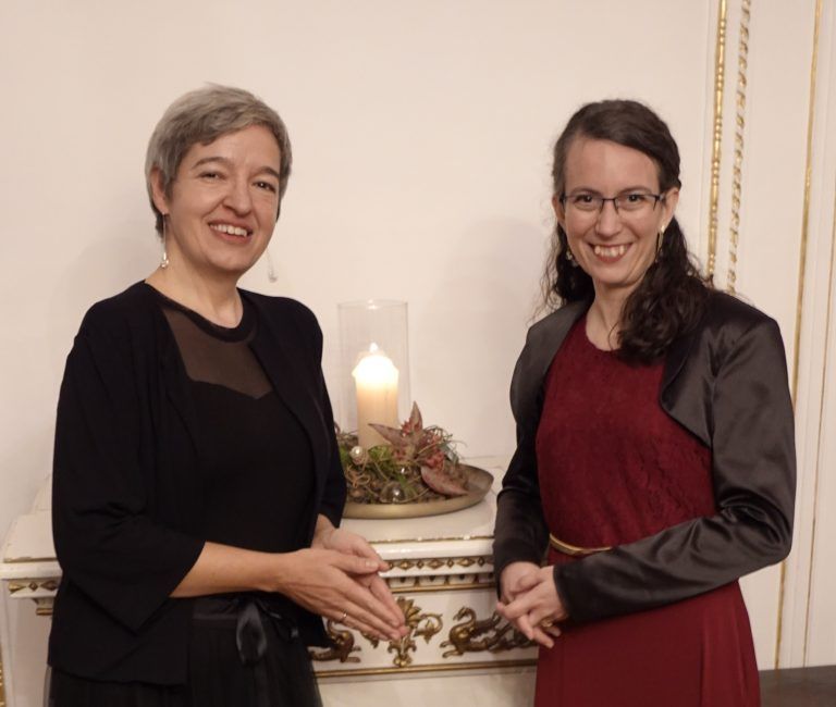 Barbara Nägele und Eva-Maria Hamberger