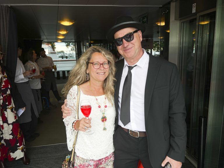 Heike Zimmermann und Bodo Schmidt beim Apero