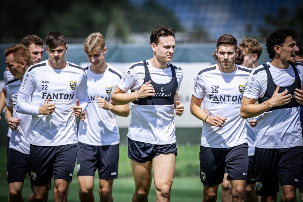 Trainingsauftakt mit neuen und alten Gesichtern