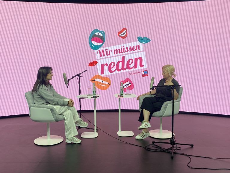 podcast wir müssen reden nadine dunst-ender comedy