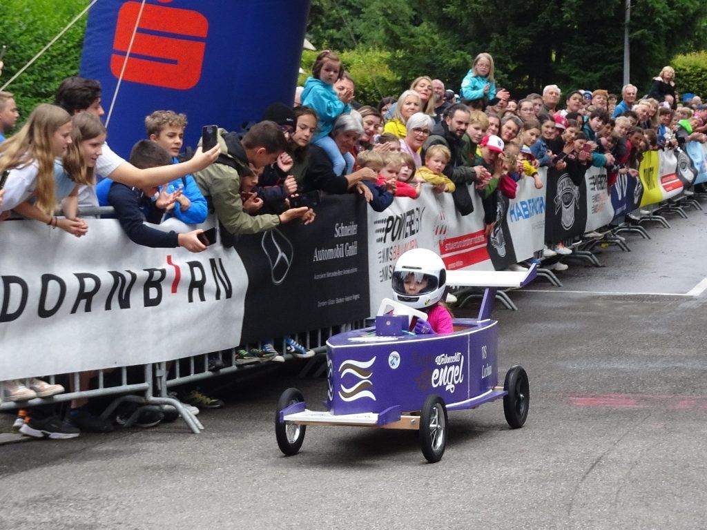 Kleine Rennboliden rollten durch Dornbirns Oberdorf