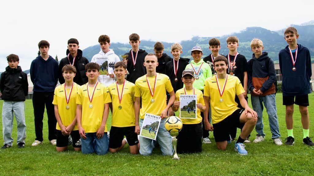 SMS Nenzing dominiert im Faustball-Schulcup