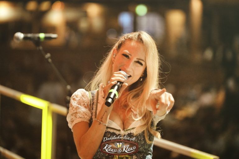 Michela Zuberi Schlagerängerin Vorarlbergerin des Tages