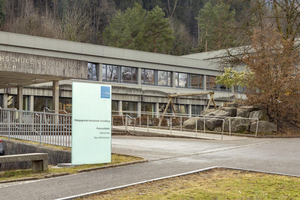 So schießen die PH-Studenten gegen den amtierenden Rektor