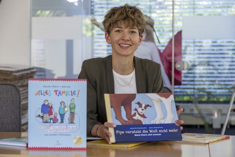 Scheidungen und Eltern – RAINBOWS Wir treffen Pädagogin des RAINBOWS von SOS Kinderdorf und eine Mama,