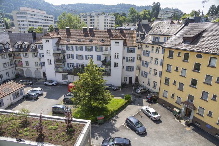 Rundgang durch neues VLV Gebäude; mit Robert Sturn und Klaus Himmelreich;