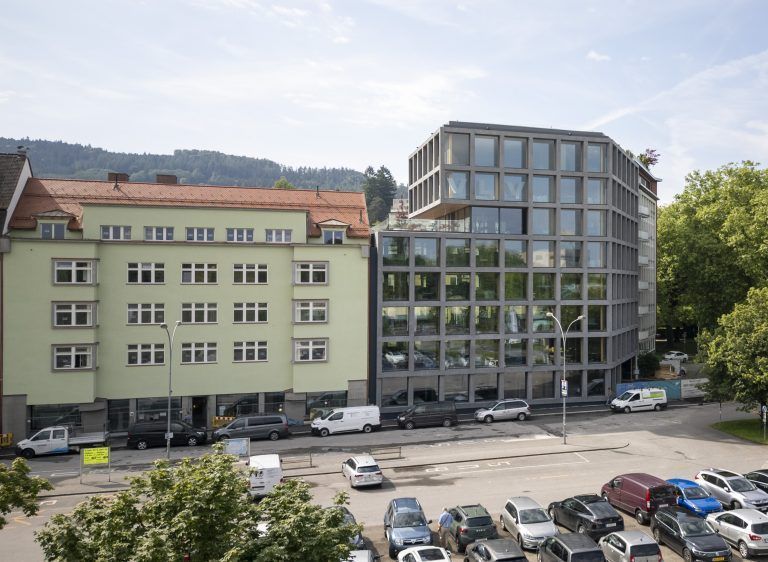 Rundgang durch neues VLV Gebäude; mit Robert Sturn und Klaus Himmelreich; Drohne Bild von oben Luftbild Luftaufnahme Drohnenfoto Drohnenbild