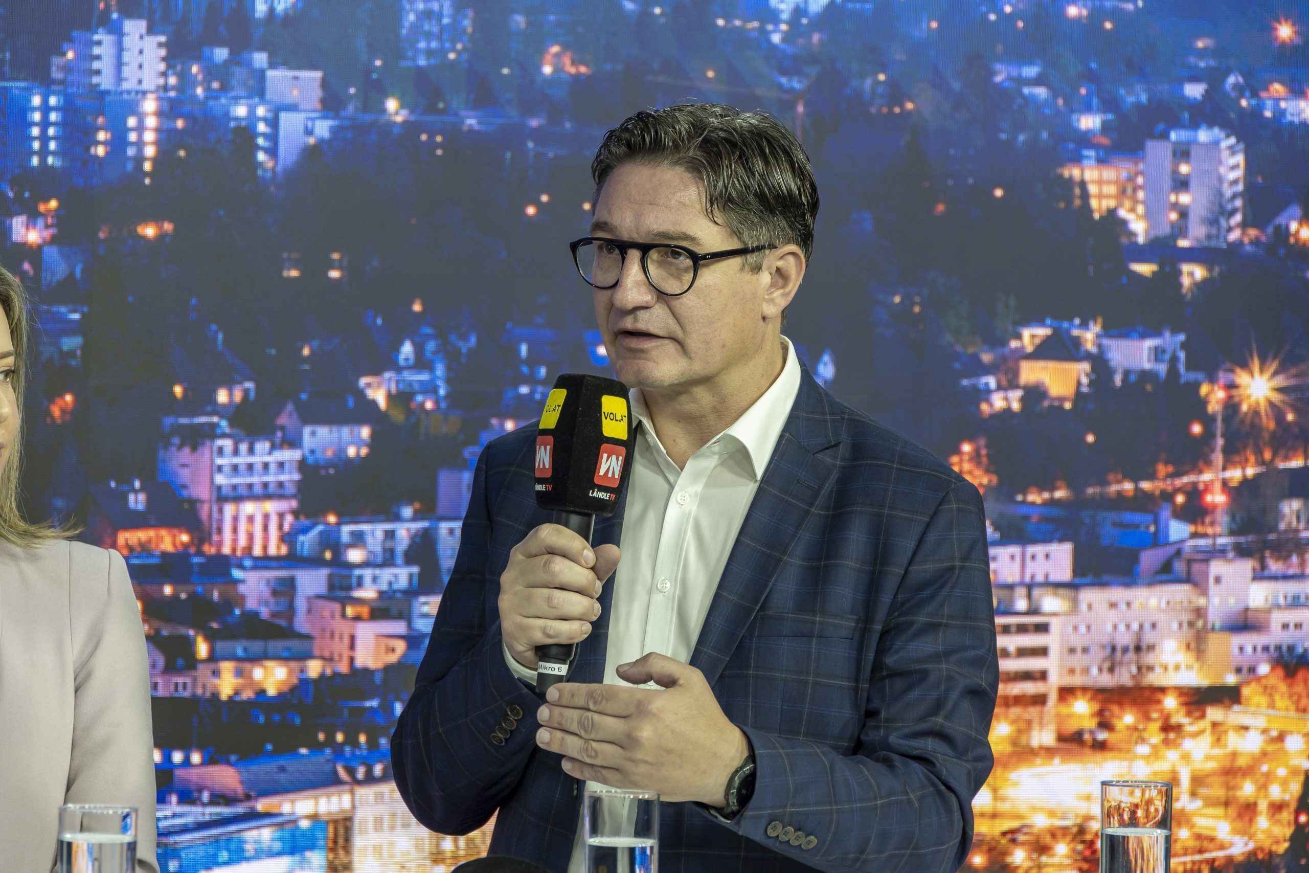 Fotos von der Wahlsondersendung mit den Landesparteichefs